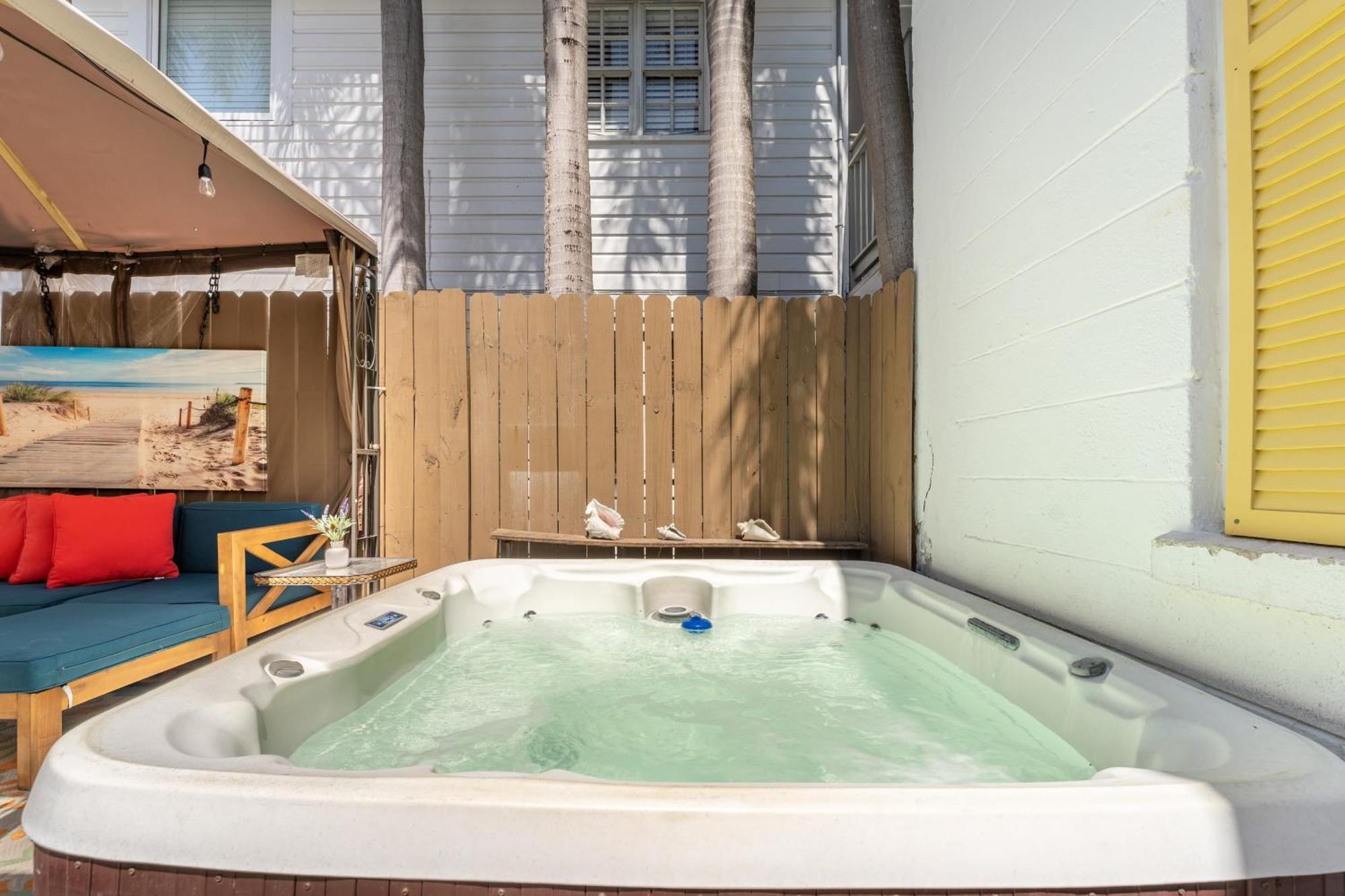 Casita De Catherine By Avantstay 1 Block To Duval St W Hot Tub